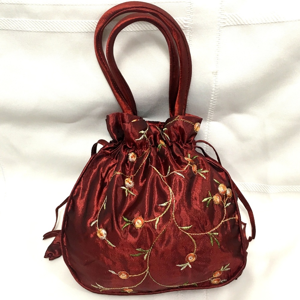 Embroidered Flowers Satin Event bag Handbag Purse